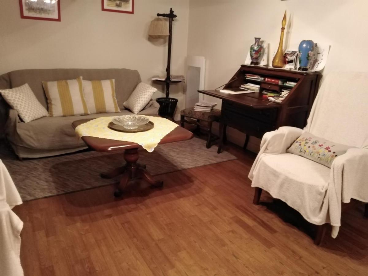 Maison Familiale Coteaux De La Vezere Voutezac Luaran gambar